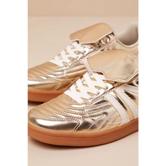 Steve Madden Shoes - STEVE MADDEN MADRID Sneakers Gold NIB 7 Women’s Shoes Quilted Retro